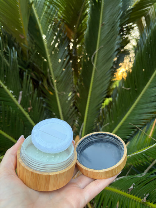 THE GOOD STUFF bamboo jar with powder puff